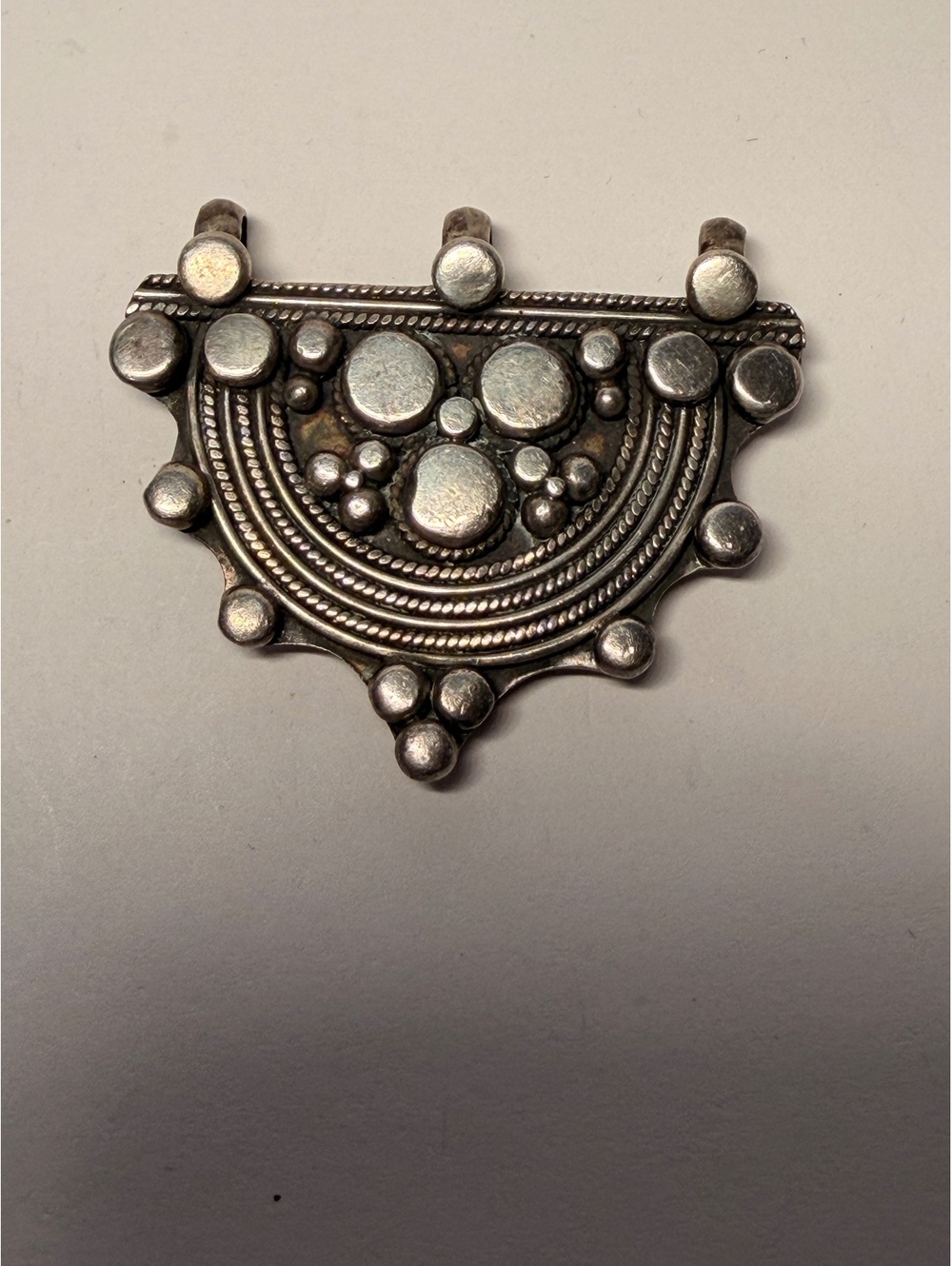 Vintage Tribal Silver Pendant 28g Rajasthan? Indian) Ethnic Amulet Modernist